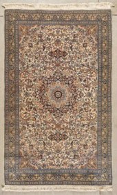 PERSIAN TABRIZ CARPETA Persian