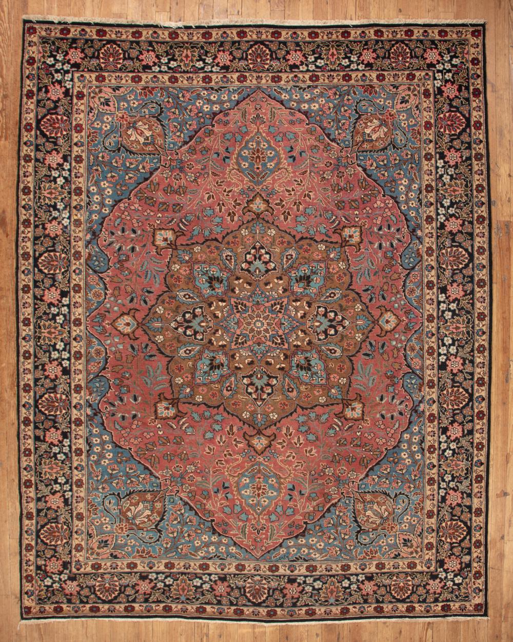 PERSIAN TABRIZ CARPETPersian Tabriz