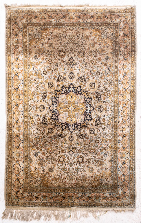 PERSIAN TABRIZ FLORAL MEDALLION