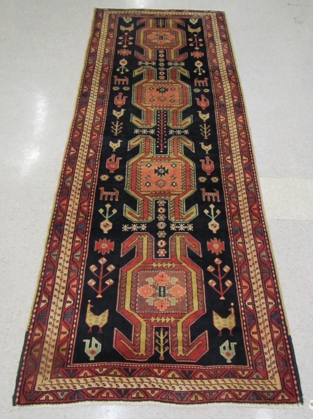 PERSIAN TRIBAL AREA RUG, HAMADAN