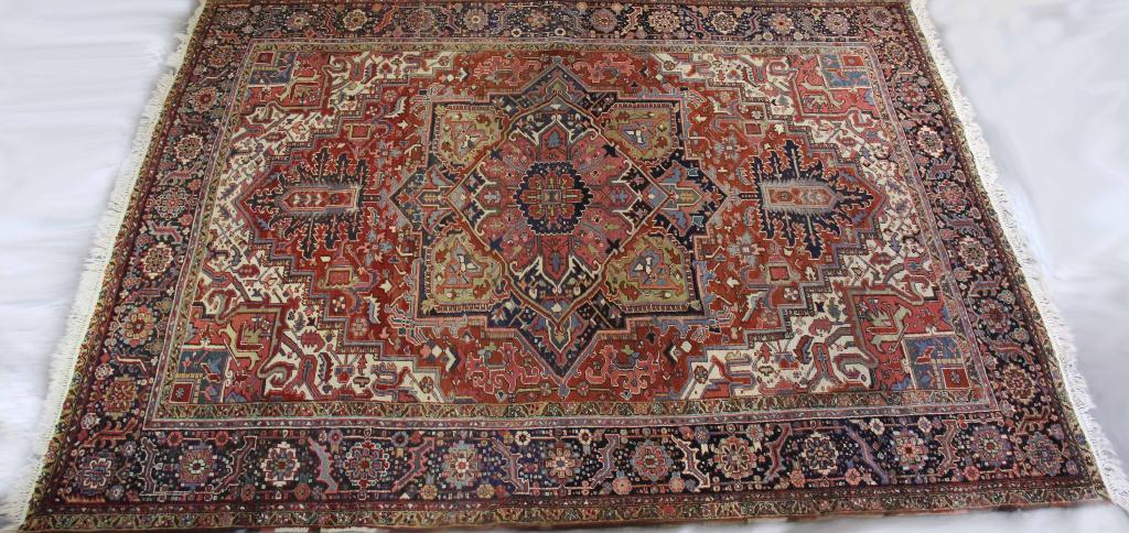 Persian Wool CarpetHaving central