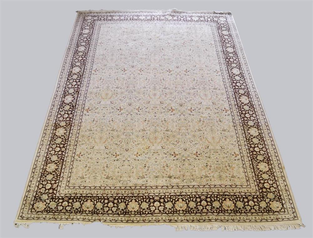 PERSIAN WOOL CARPETPERSIAN WOOL