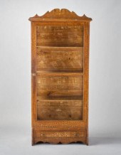PERTH DISPLAY CABINETA tall gl