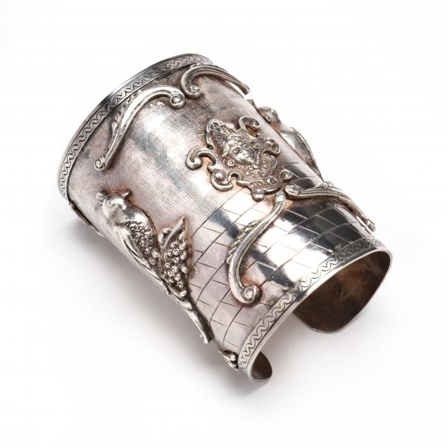 PERUVIAN .925 SILVER FIGURAL CUFF
