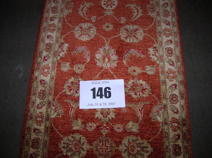 Peshawar Zeiglar Mahal Runner, 