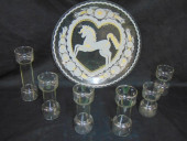 PETER HUNT GLASS CHARGER WITH