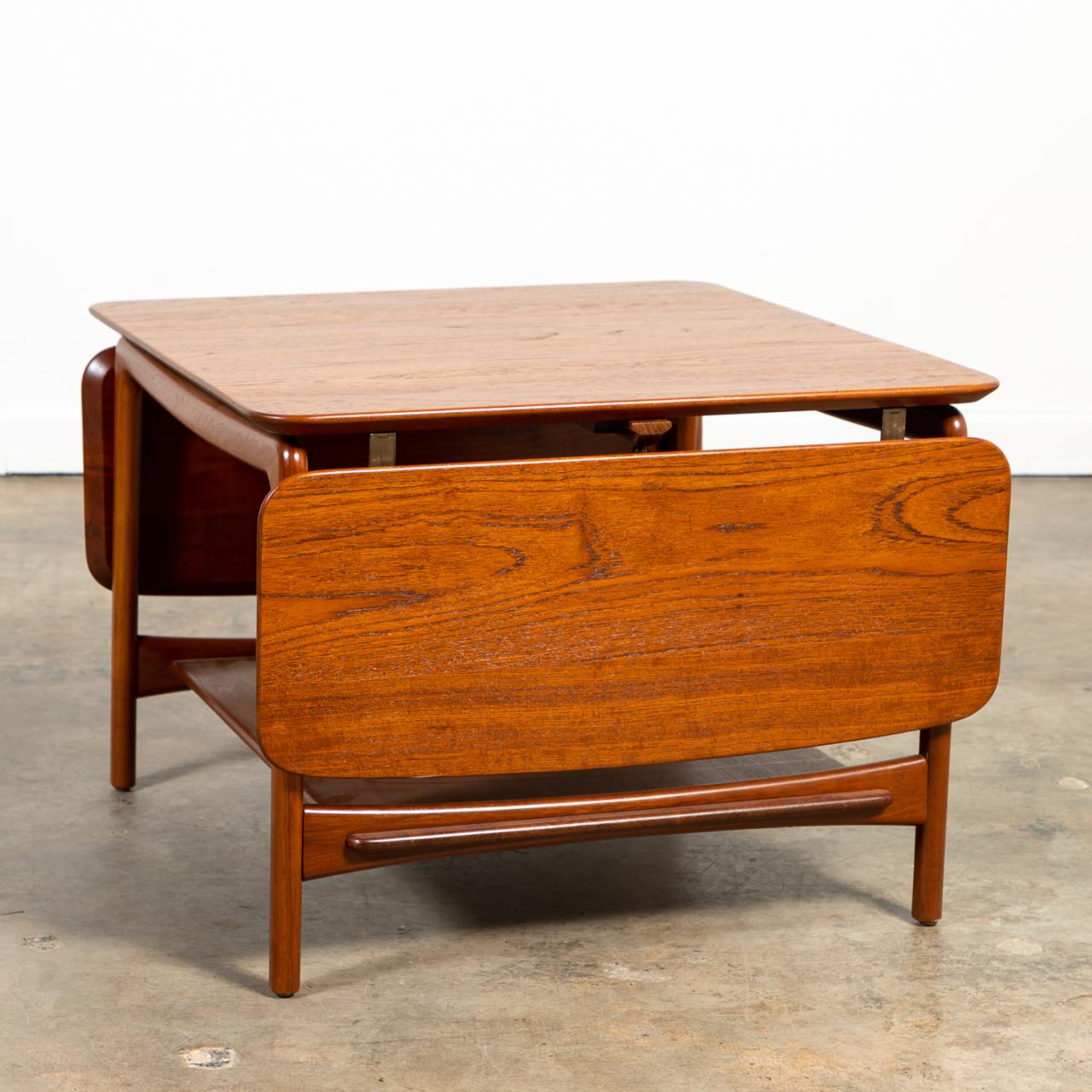 PETER HVIDT FOR JOHN STUART TEAK