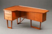PETER LøVIG NIELSEN TEAK DESK