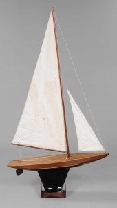 Peter Pan Majestic Pond Sailer