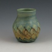 Peters & Reed Landsun vase. Ma