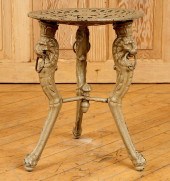 PETITE CAST IRON STOOL NEOCLAS