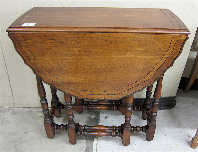 PETITE DROP-LEAF WALNUT TABLE