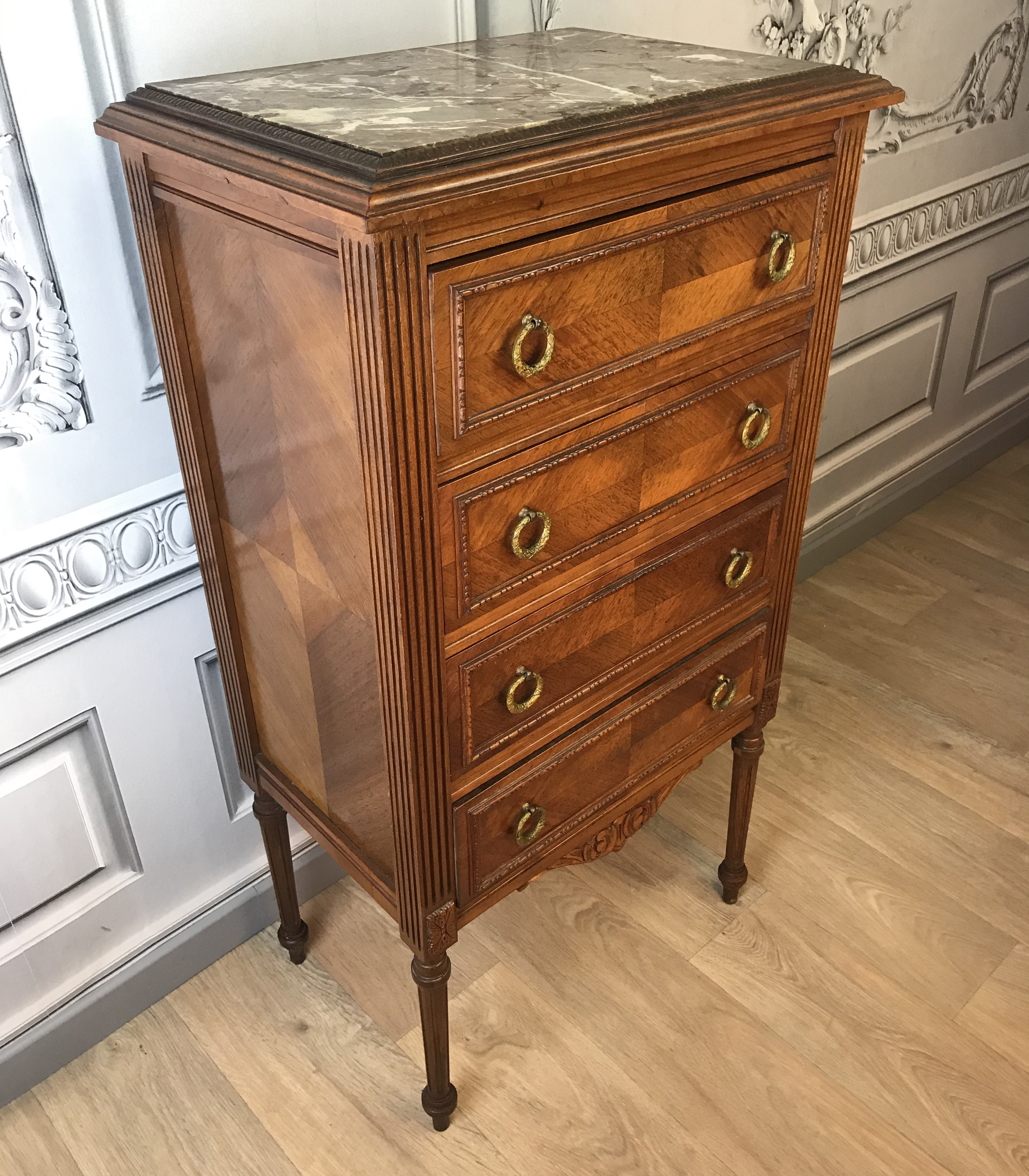 PETITE LOUIS XVI STYLE MARBLE TOP