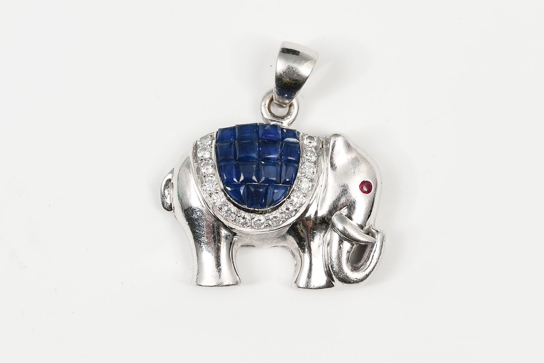 PETITE WHITE GOLD, DIAMOND &