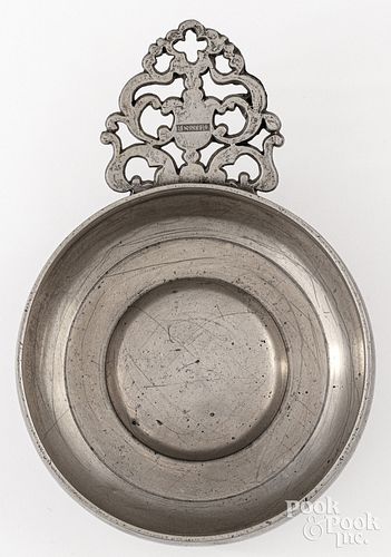 PEWTER FLOWER HANDLE PORRINGER, CA.