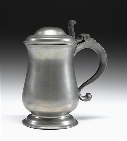 Pewter quart tulip tankard   