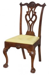 PHILADELPHIA CHIPPENDALE CARVE