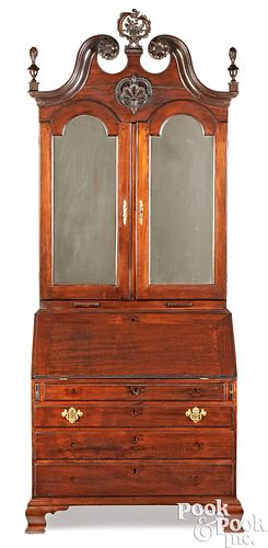 PHILADELPHIA CHIPPENDALE DESK AND