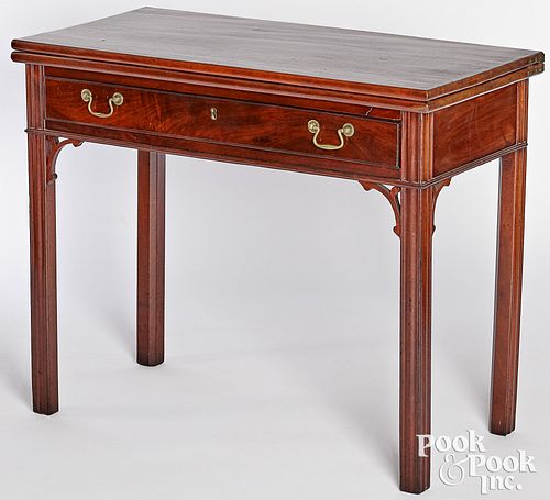 PHILADELPHIA CHIPPENDALE MAHOGANY