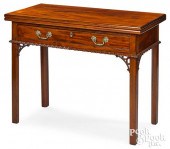 PHILADELPHIA CHIPPENDALE MAHOG
