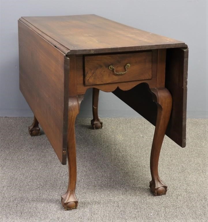 Philadelphia Chippendale walnut