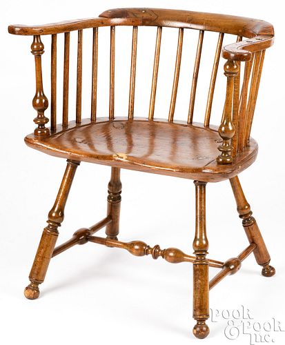 PHILADELPHIA LOWBACK WINDSOR CHAIR,