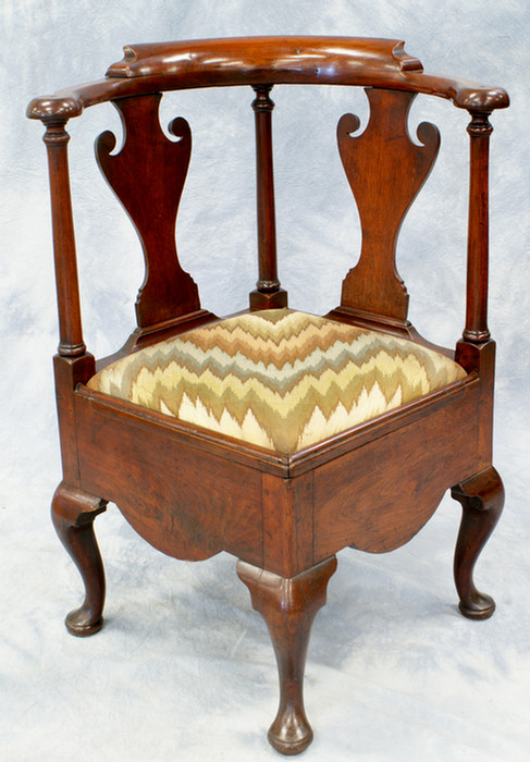Philadelphia Queen Anne Walnut