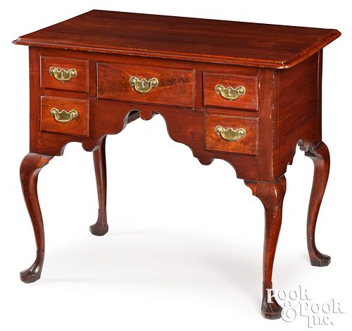 PHILADELPHIA QUEEN ANNE WALNUT