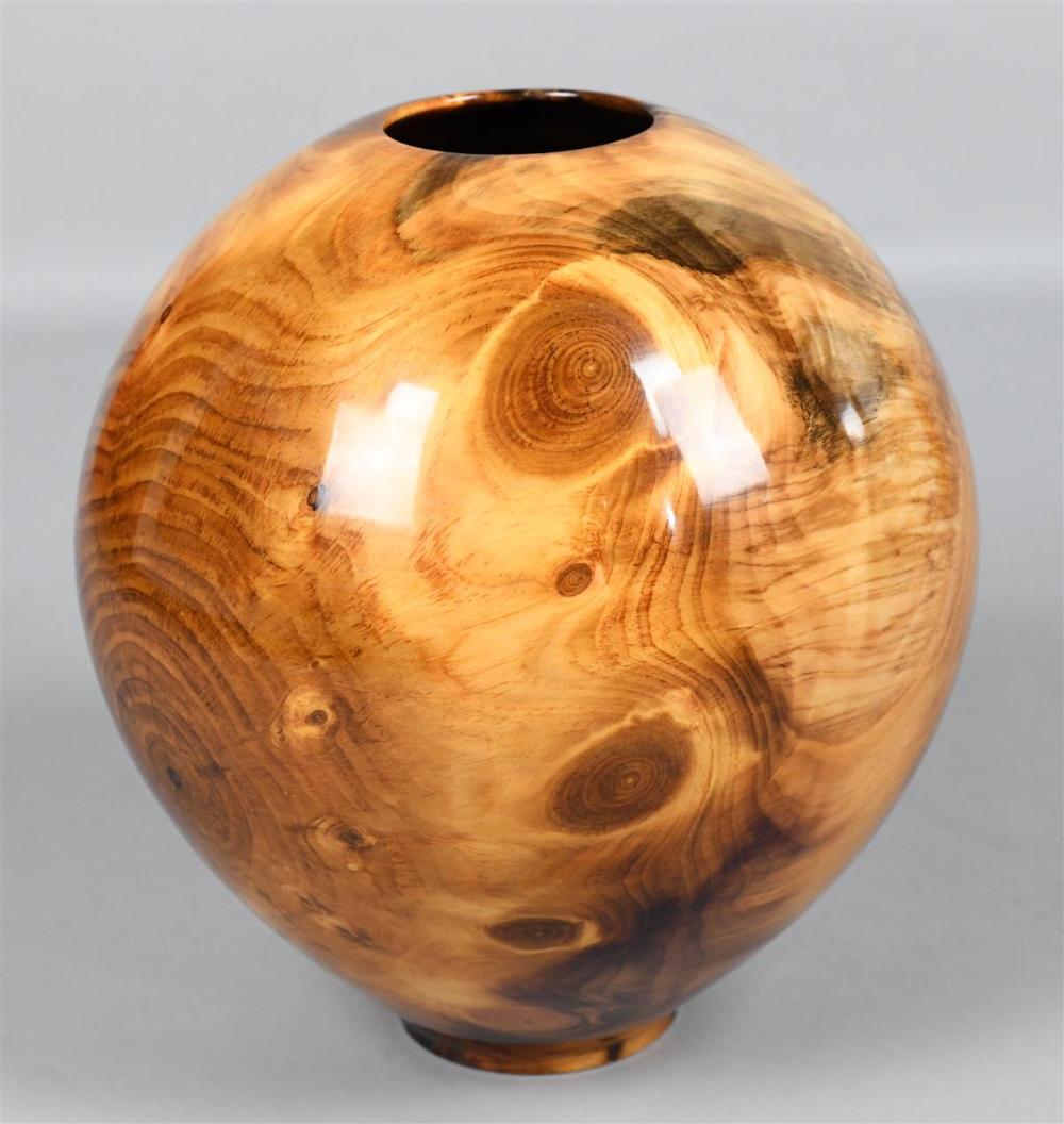 PHILIP MOULTHROP WHITE PINE NODE