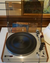 PHILLIPS 202 ELECTRONIC TURNTA