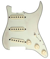 PICKGUARD WITH SEYMOUR DUNCAN