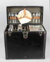 PICNIC SET WITH FITTED CASE Wi