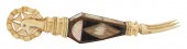 PIE CRIMPER WITH WHALE'S-TAIL