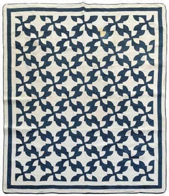 Pieced Drunkard's Path quilt,