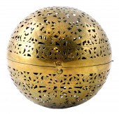 PIERCED BRASS GIMBALED HAND WA