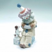 PIERROT WITH CONCERTINA 100527