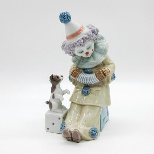 PIERROT WITH CONCERTINA 1005279 -