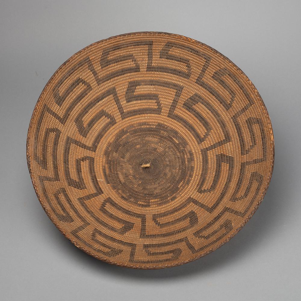 PIMA, BASKETRY TRAY WITH FRET