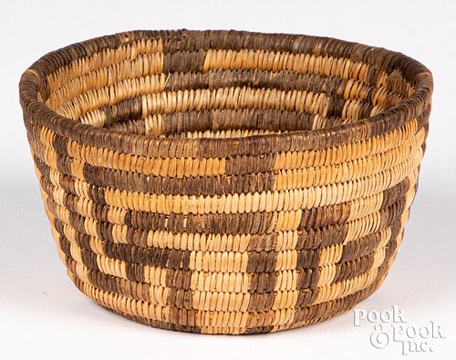 PIMA COILED BASKET BOWLPima