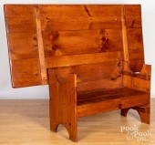 PINE BENCH TABLEPine bench tab