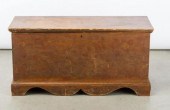 PINE BLANKET BOX, 19TH CENTURY