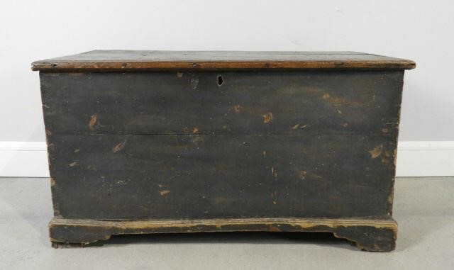PINE BLANKET BOX IN BLUE PAINT, CA.