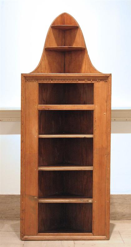 Pine corner hutch    19th century