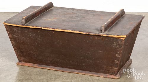 PINE DOUGHBOX, 19TH C.Pine