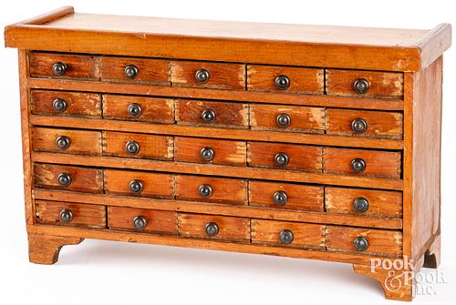 PINE MACHINIST&#039;S CHEST,