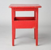 PINE SIDE TABLEA pine side tab