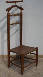 PINE SPLIT REED VALET CHAIRPin