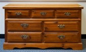 PINE TRIPLE DRESSERPine Triple