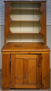 PINE TWO-PART STEP-BACK CABINE