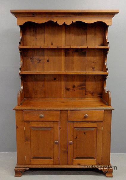 Pine two-piece open shelf